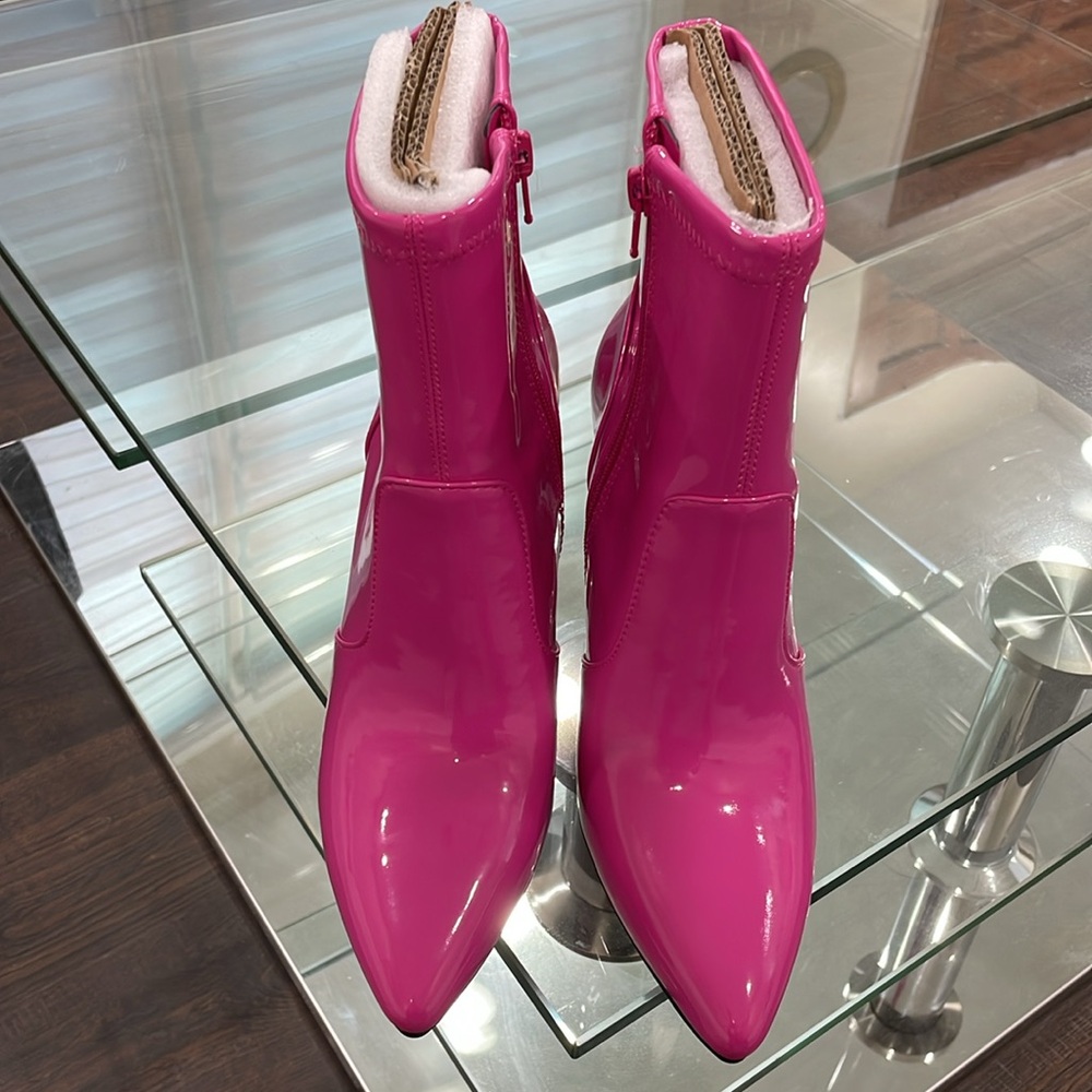 NIB Pink patent ankle booties pointed toe cocktail glass pin drop 4”heels zipper